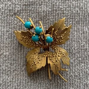 Antique rolled gold brooch (est. 1940) with 4 aqua beads